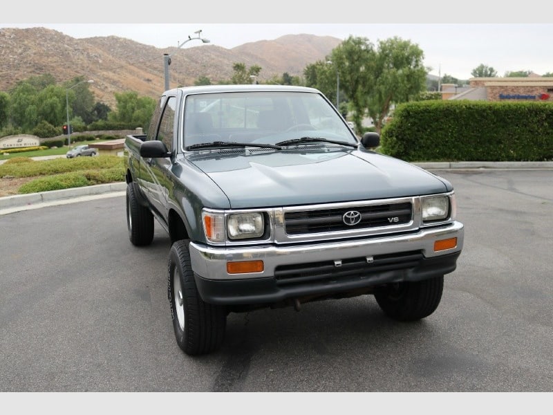 Toyota 4WD Pickups 1993 price $8,800