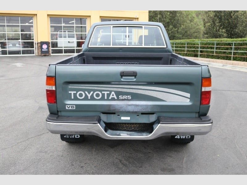 Toyota 4WD Pickups 1993 price $8,800