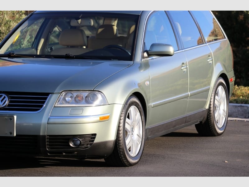 Volkswagen Passat W8 Wagon 2003 price $0