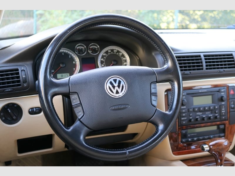 Volkswagen Passat W8 Wagon 2003 price $0