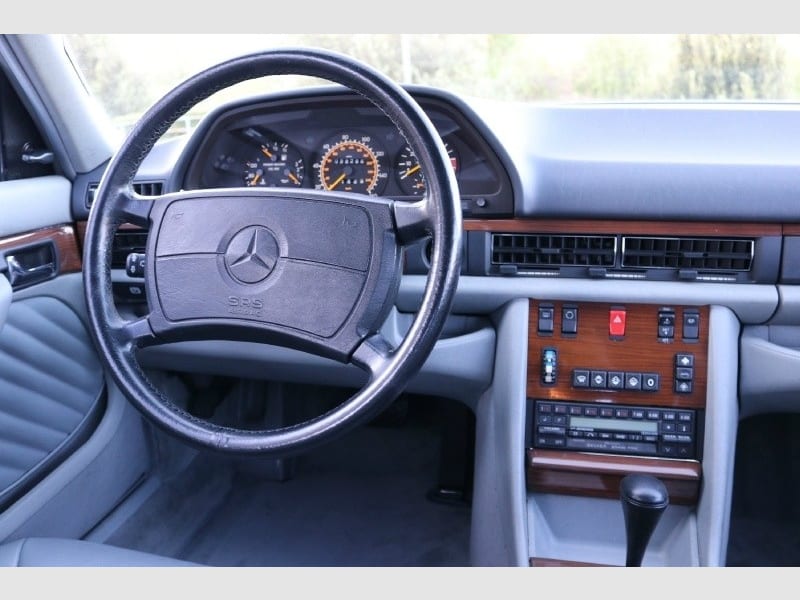 Mercedes-Benz 420 Series 1989 price $6,995