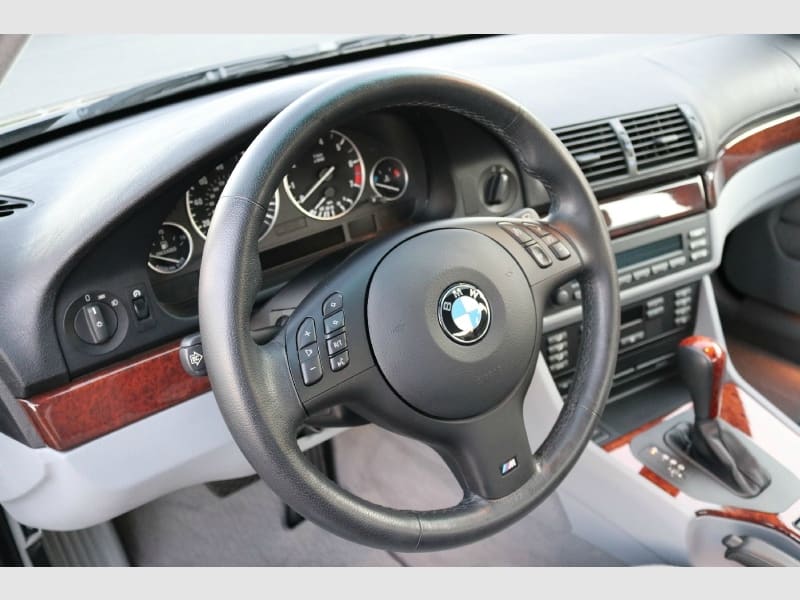 BMW 5-Series 2002 price $11,750