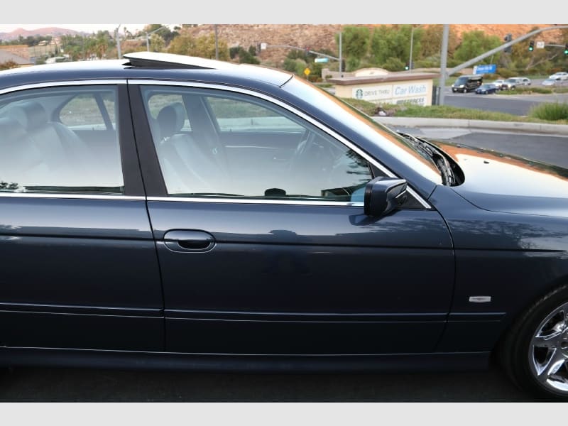 BMW 5-Series 2002 price $11,750