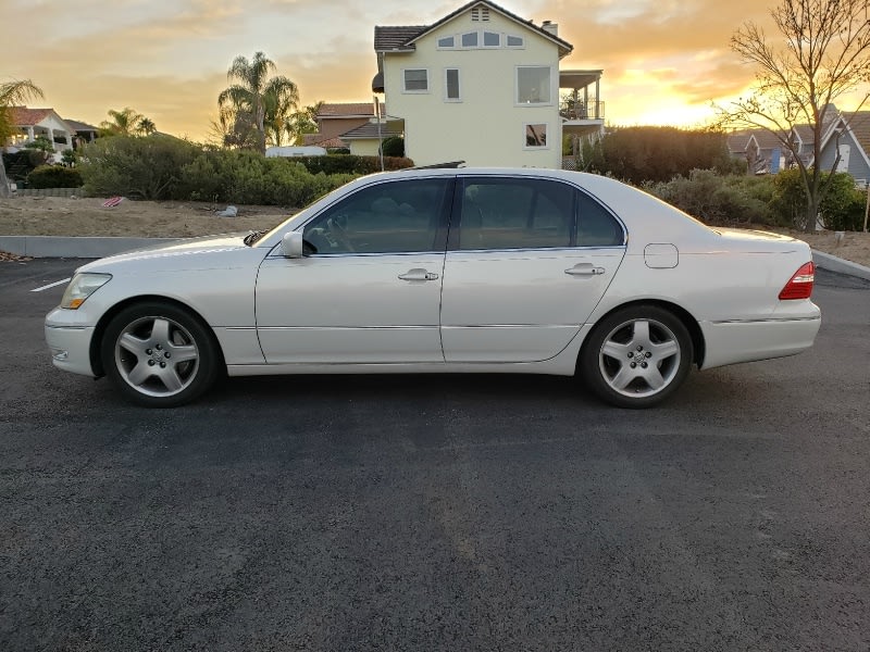 Lexus LS 430 2006 price $8,995