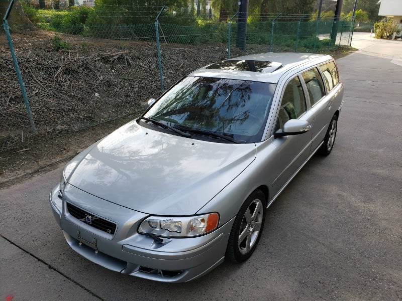 Volvo V70R 2007 price $14,800