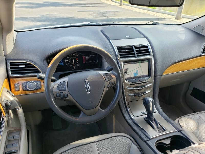 Lincoln MKX 2011 price $7,995