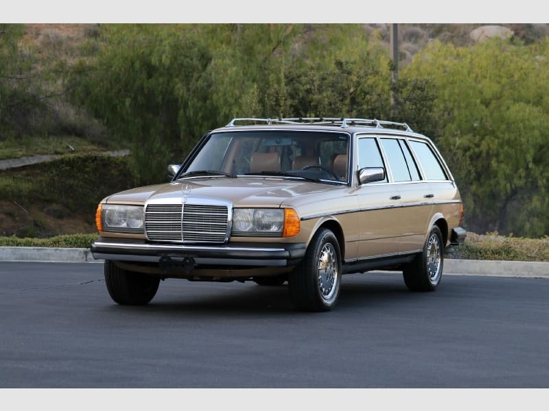 Mercedes-Benz 300 Series 1983 price $29,250