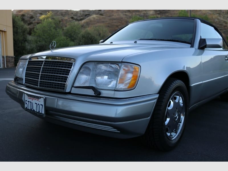 Mercedes-Benz E320 1995 price $25,750