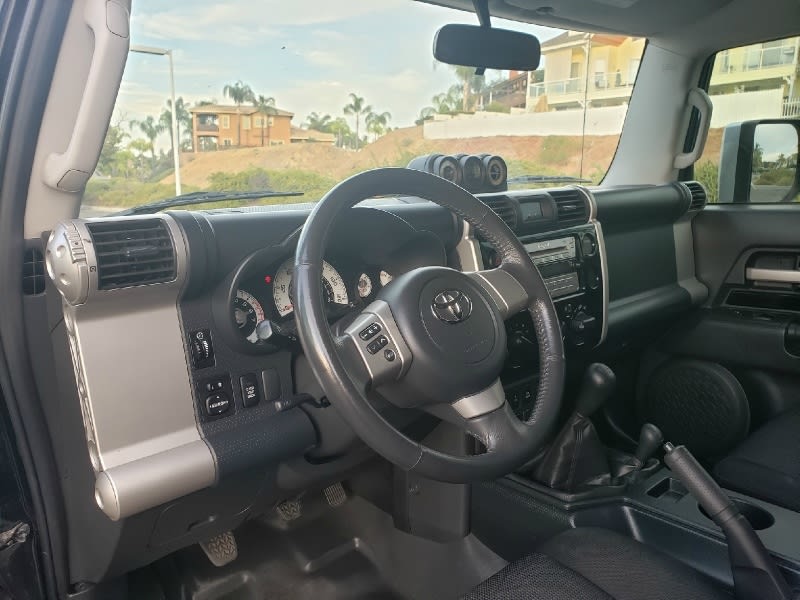 Toyota FJ Cruiser 2007 price $15,995