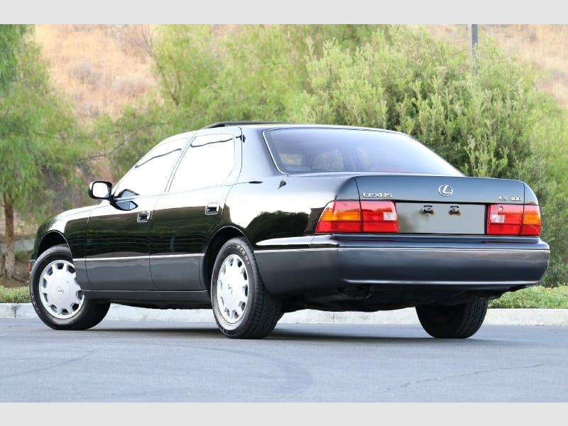 Lexus LS 400 1997 price $22,000