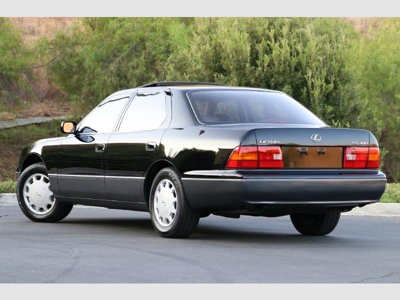 Lexus LS 400 1997 price $22,000