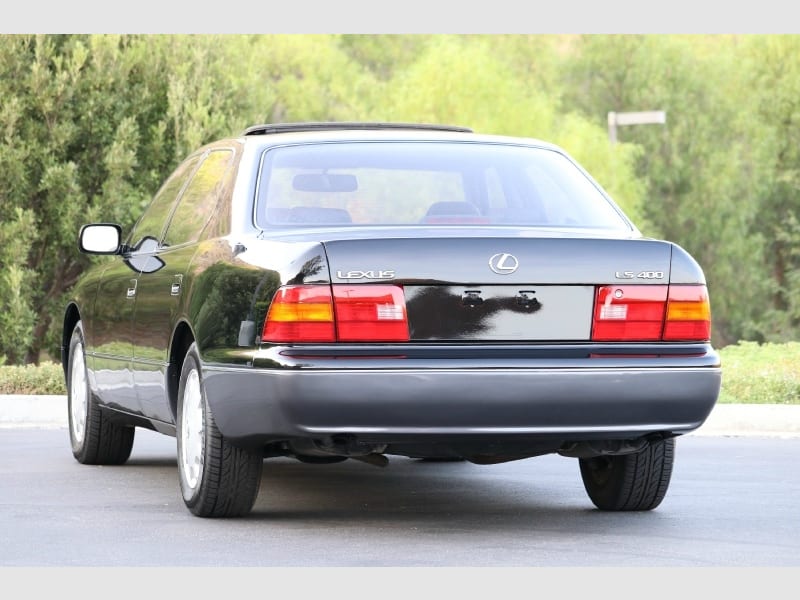 Lexus LS 400 1997 price $22,000