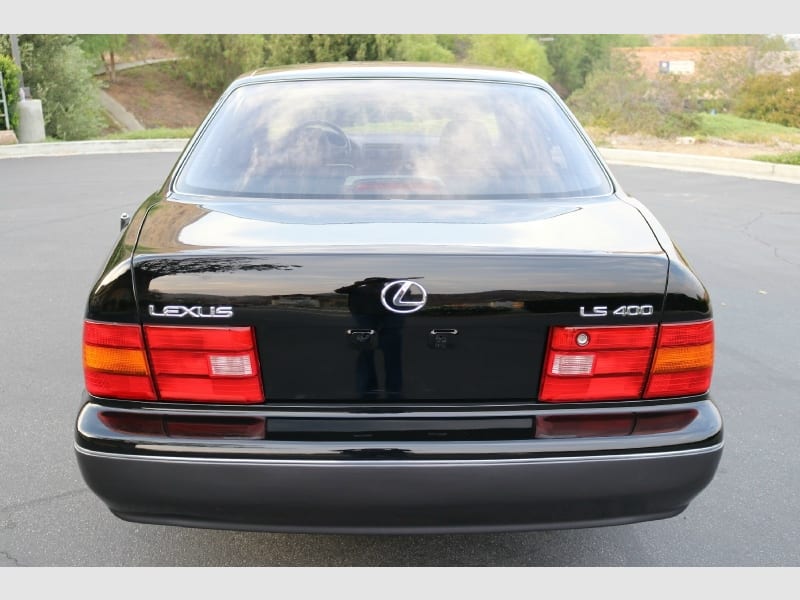 Lexus LS 400 1997 price $22,000