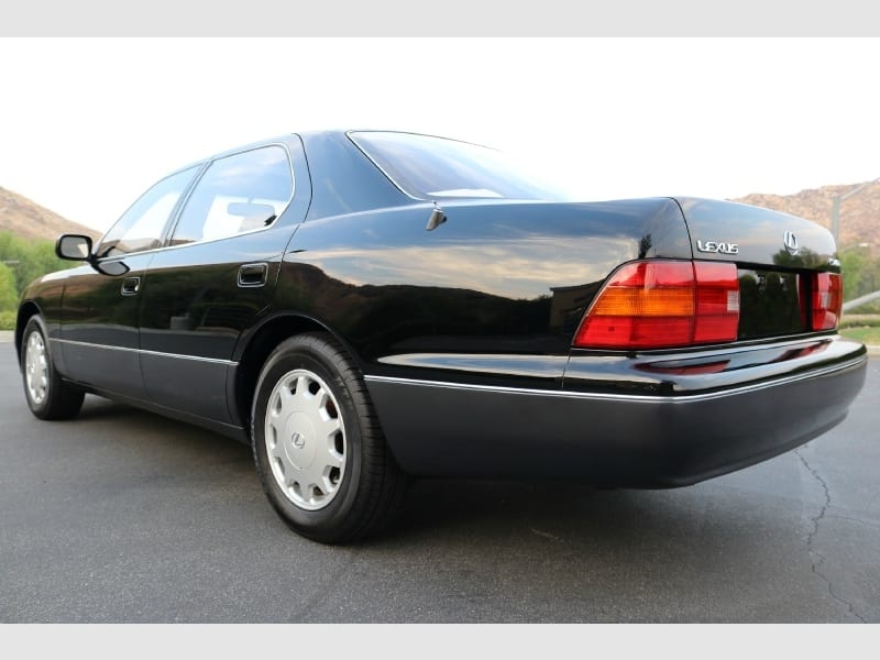 Lexus LS 400 1997 price $22,000