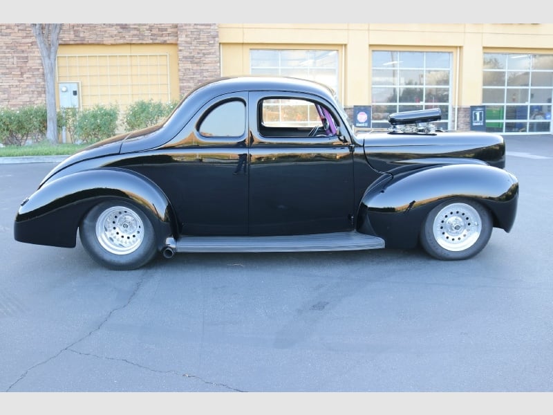 Ford Deluxe Coupe 1940 price $0