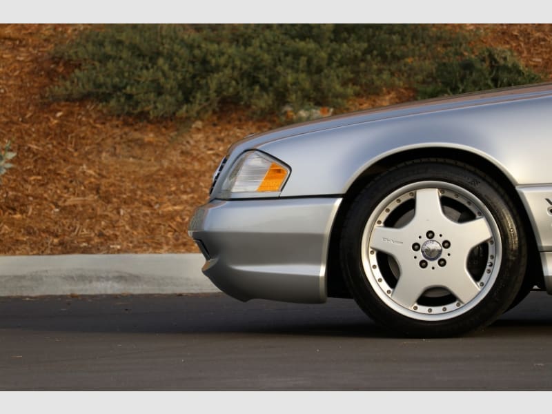 Mercedes-Benz SL-Class 2001 price $0