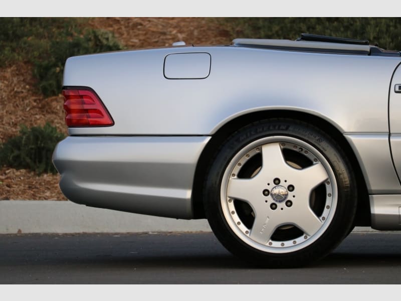 Mercedes-Benz SL-Class 2001 price $0