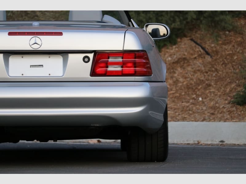 Mercedes-Benz SL-Class 2001 price $0