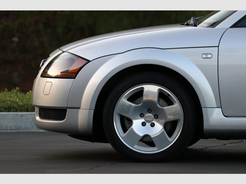 Audi TT 2001 price $32,000