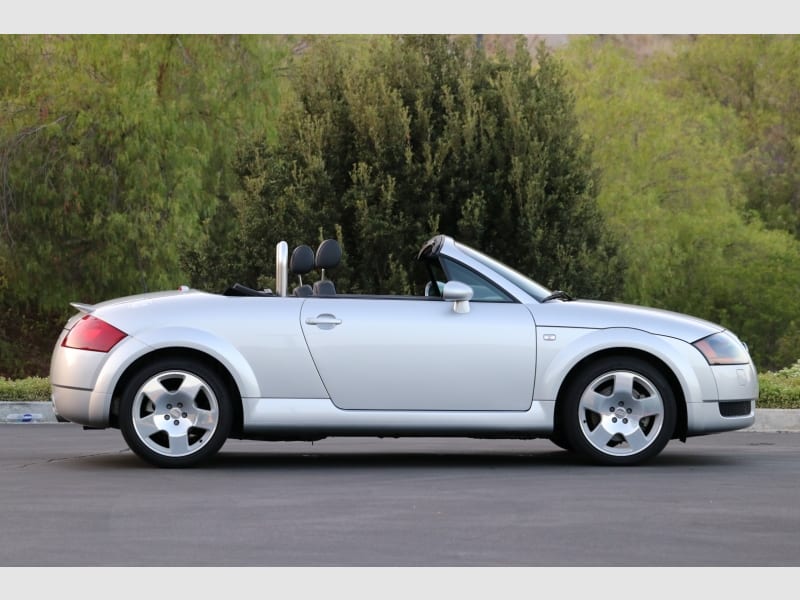 Audi TT 2001 price $32,000