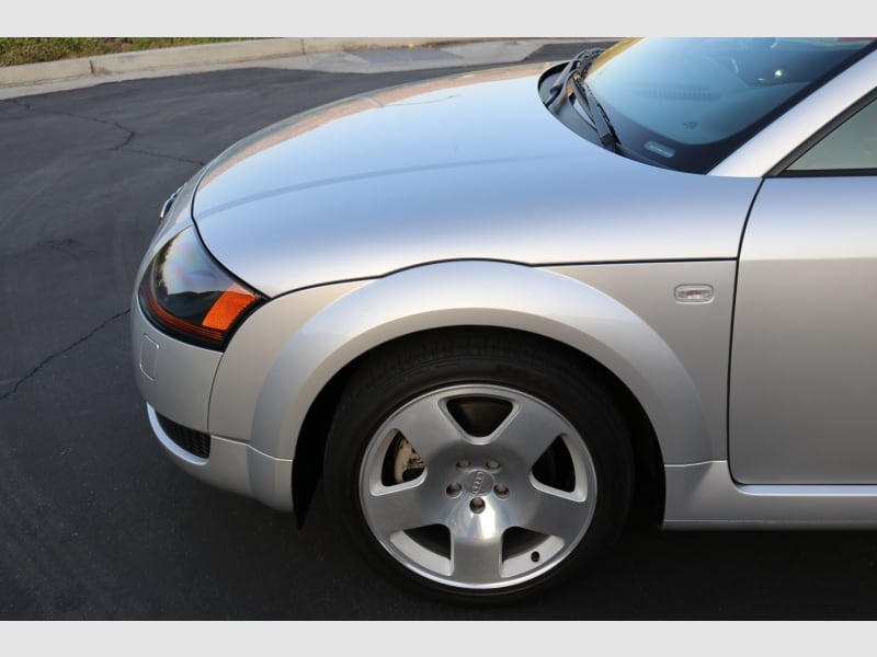 Audi TT 2001 price $32,000