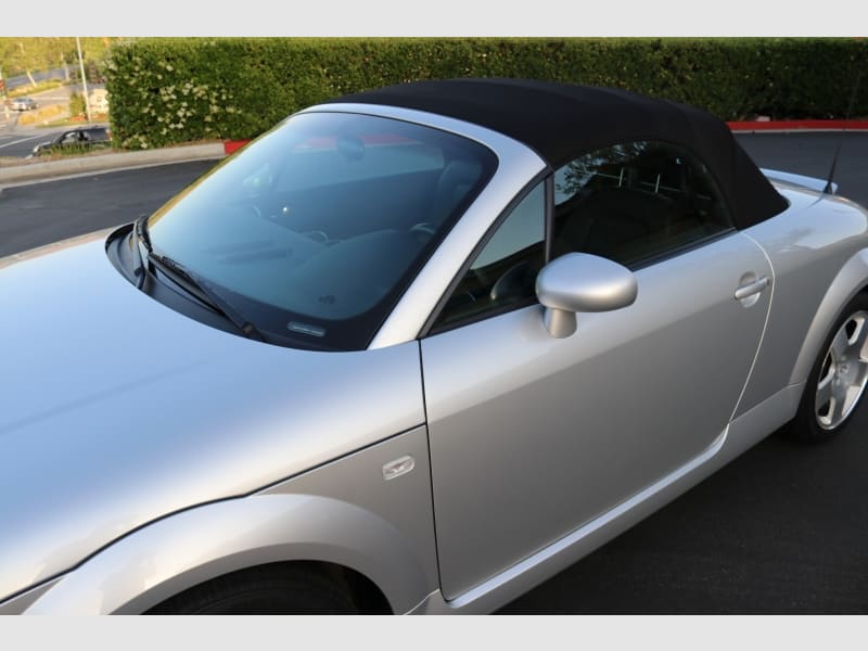 Audi TT 2001 price $32,000