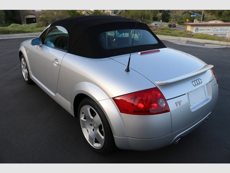 Audi TT 2001 price $32,000