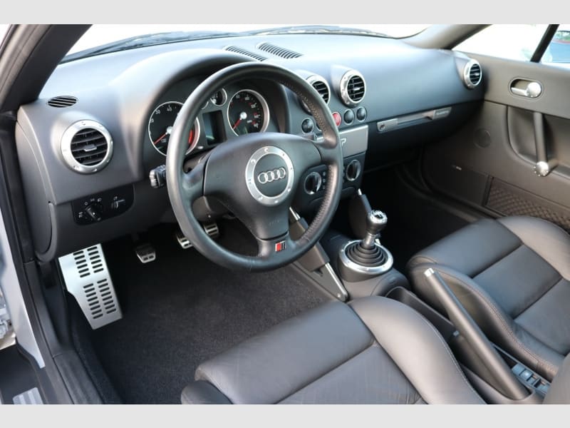 Audi TT 2001 price $32,000