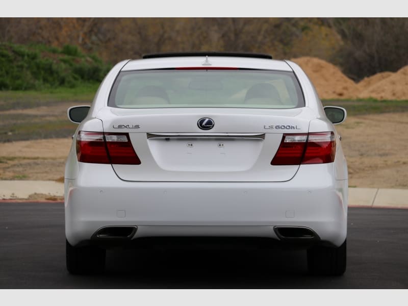 Lexus LS 600h L 2008 price $0