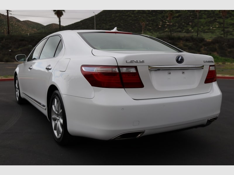 Lexus LS 600h L 2008 price $0