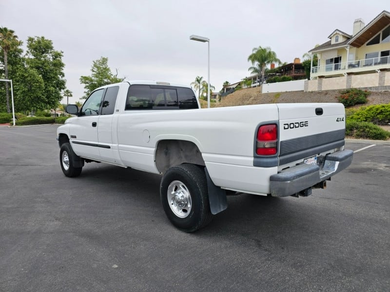 Dodge Ram 2500 2001 price $0