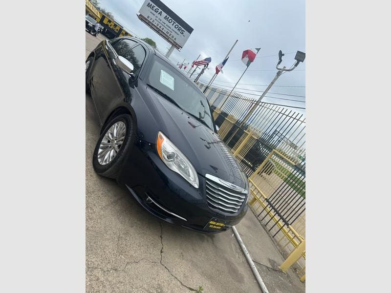 CHRYSLER 200 2012 price $1,200 Down