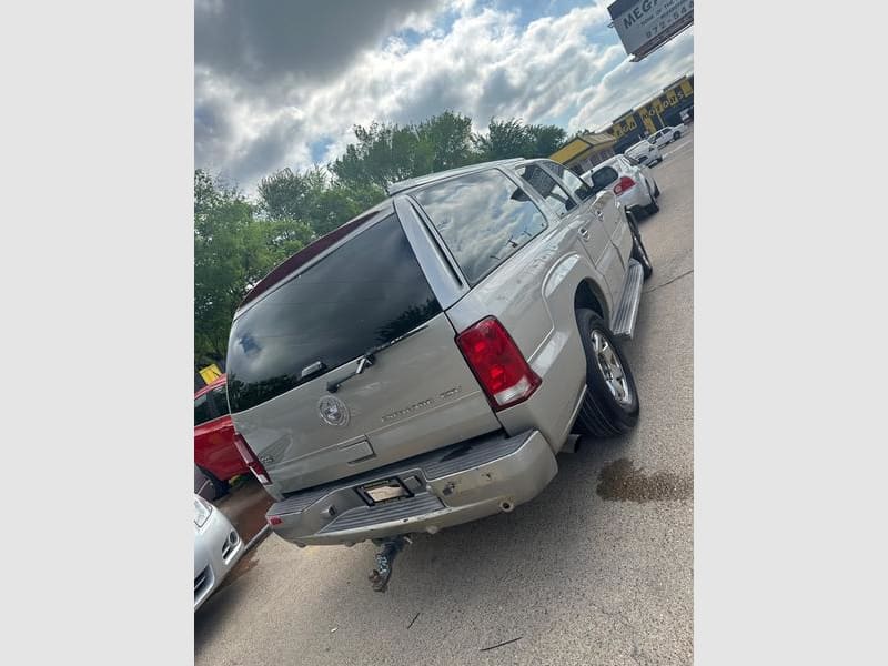 CADILLAC ESCALADE 2005 price $1,000 Down