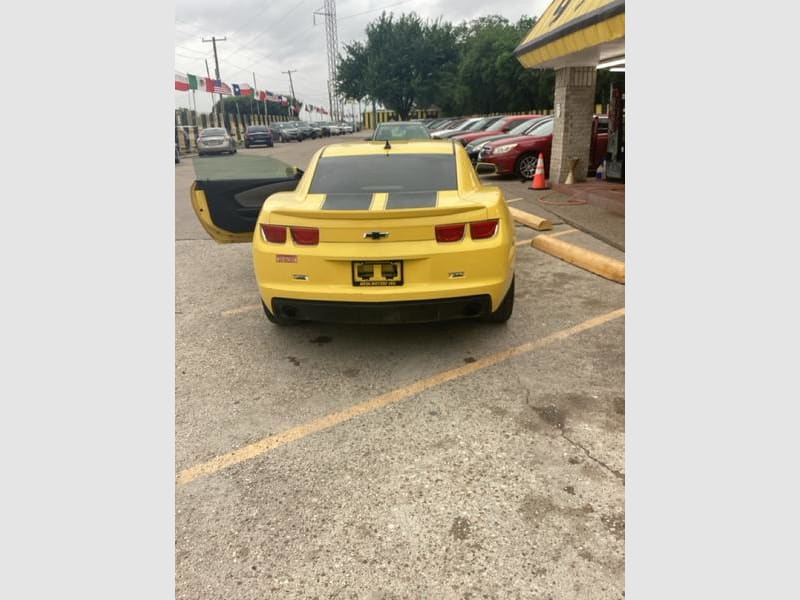 CHEVROLET CAMARO 2011 price $3,000 Down