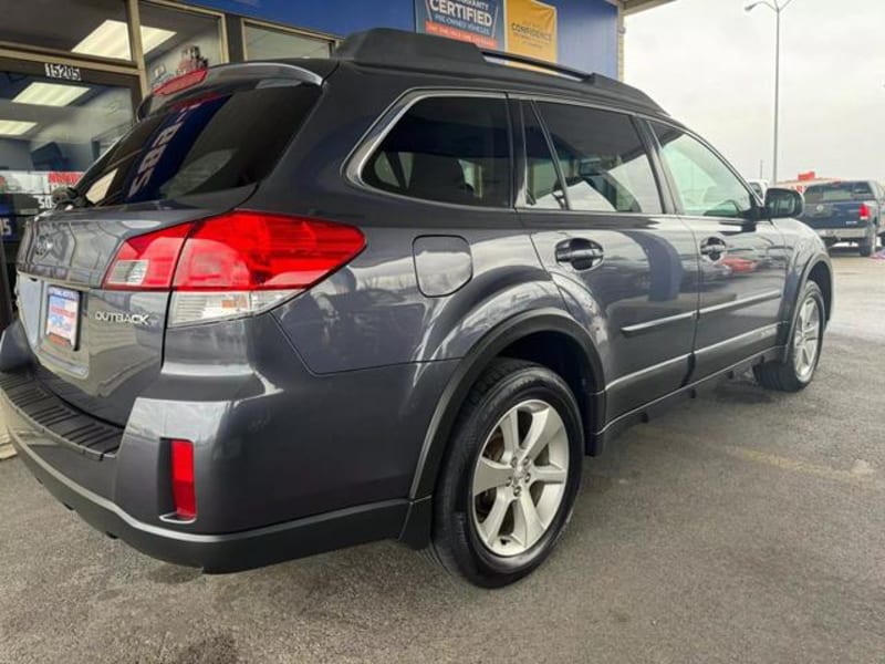 Subaru Outback 2014 price $14,995