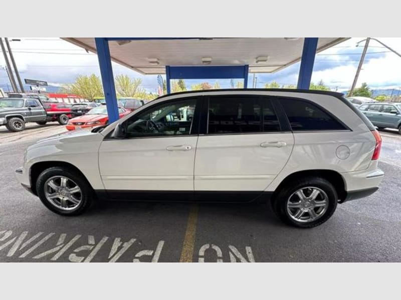 Chrysler Pacifica 2006 price $5,995