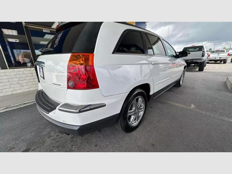 Chrysler Pacifica 2006 price $5,995