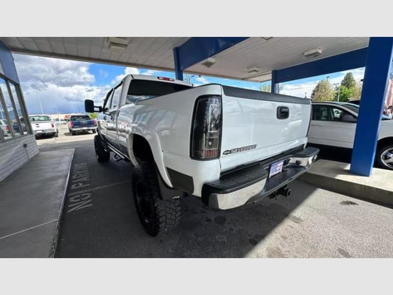 Chevrolet Silverado (Classic) 2500 HD Crew Cab 2007 price $14,995