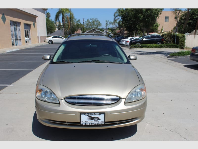 Ford Taurus 2000 price $4,222