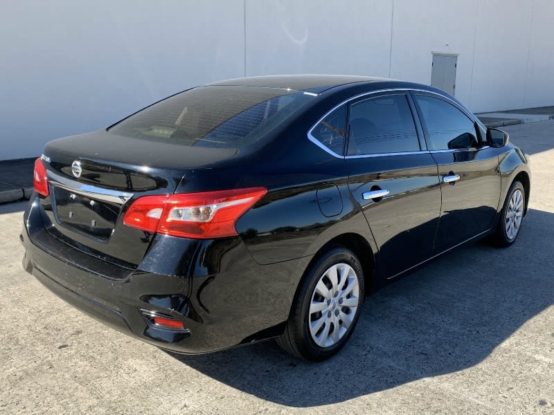 Nissan Sentra 2018 price $6,500