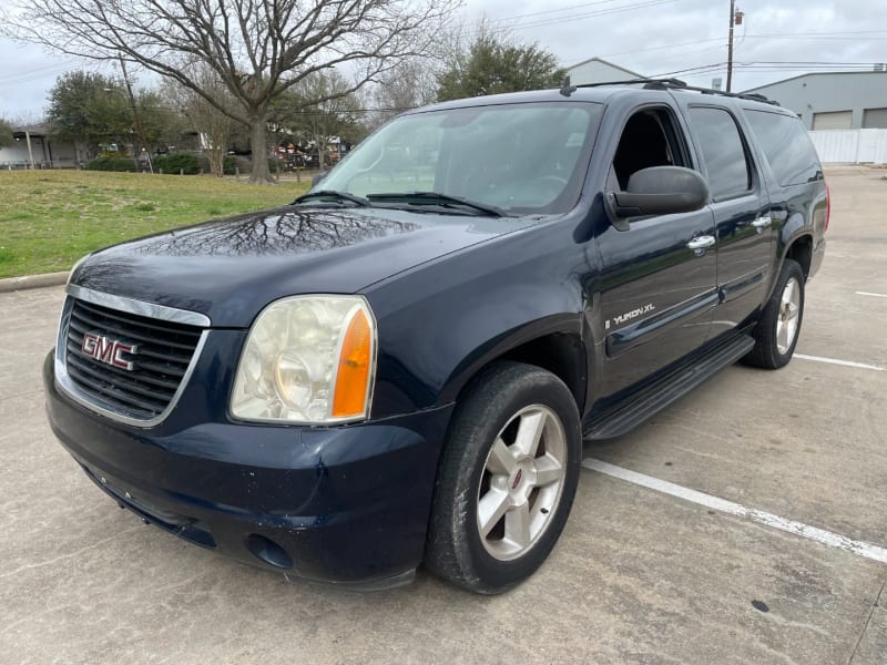 GMC Yukon XL 2007 price $5,900