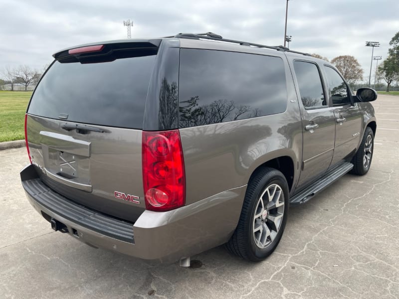 GMC Yukon XL 2012 price $6,900