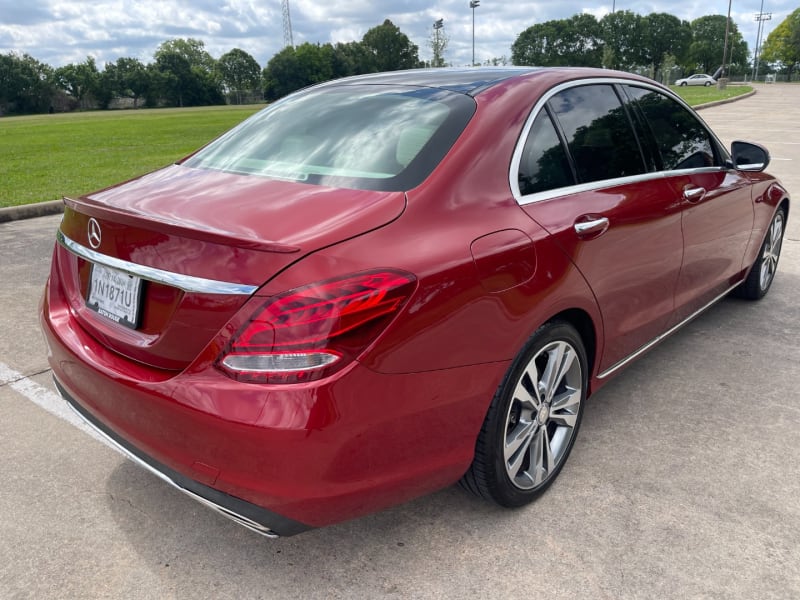 Mercedes-Benz C-Class 2016 price $18,500