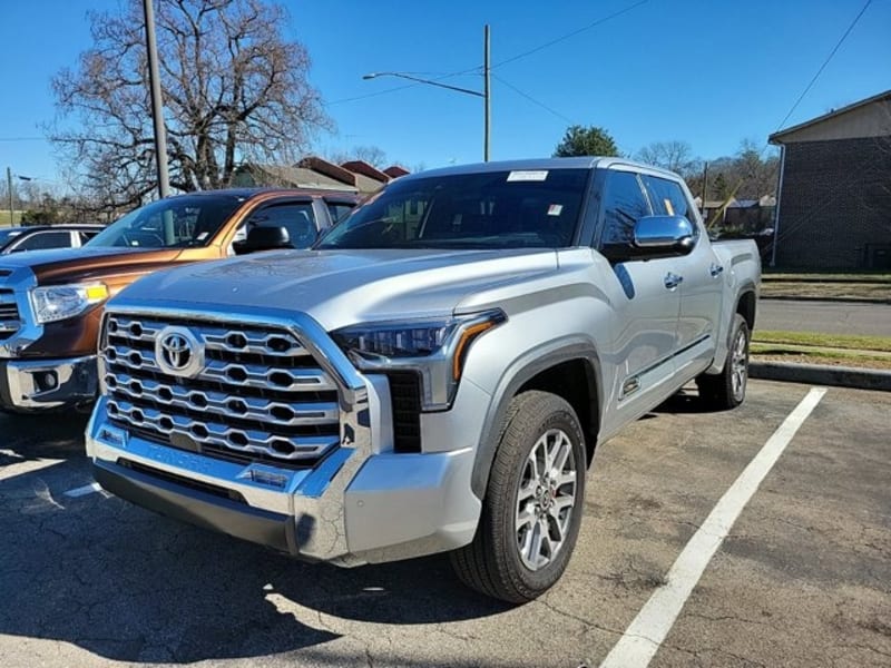 Toyota Tundra 2023 price $60,996