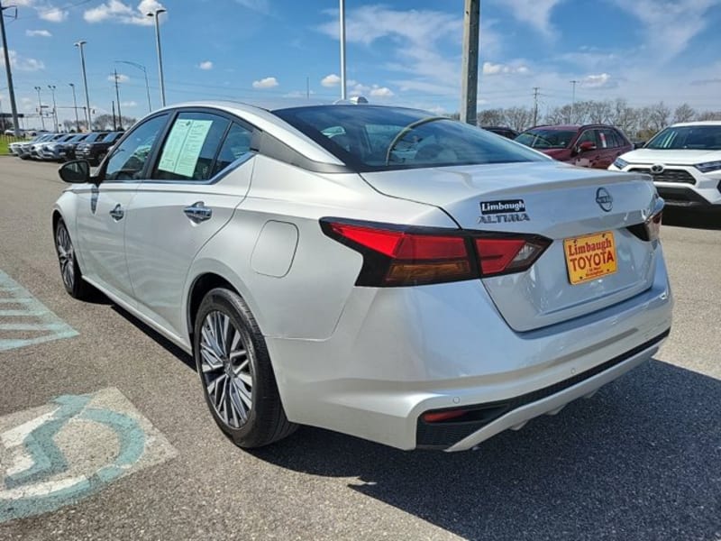 Nissan Altima 2023 price $21,944