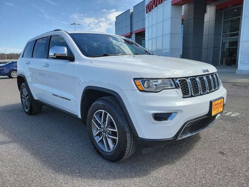 Jeep Grand Cherokee 2021 price $26,850