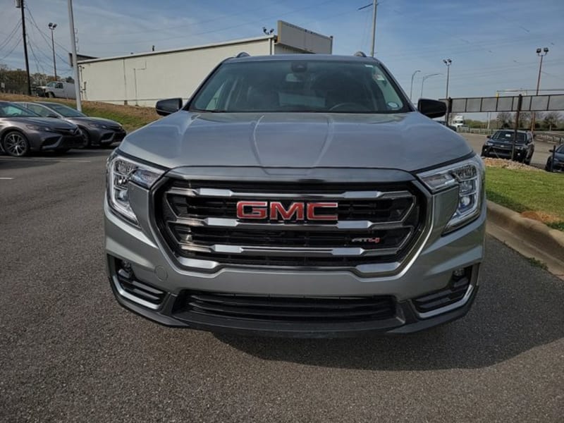 GMC Terrain 2023 price $30,735