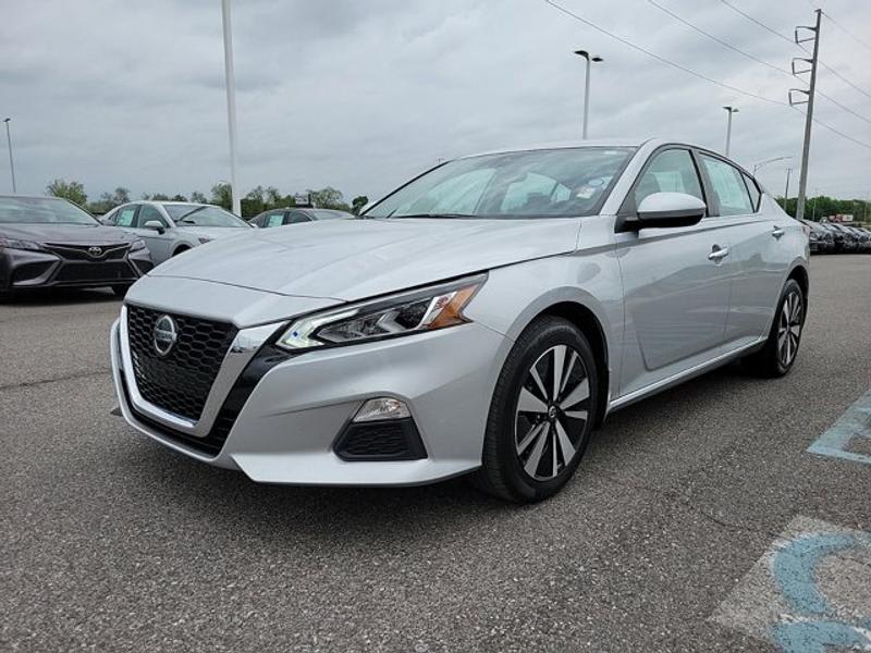 Nissan Altima 2021 price $18,850