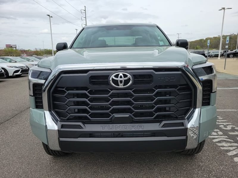 Toyota Tundra 2024 price $64,894