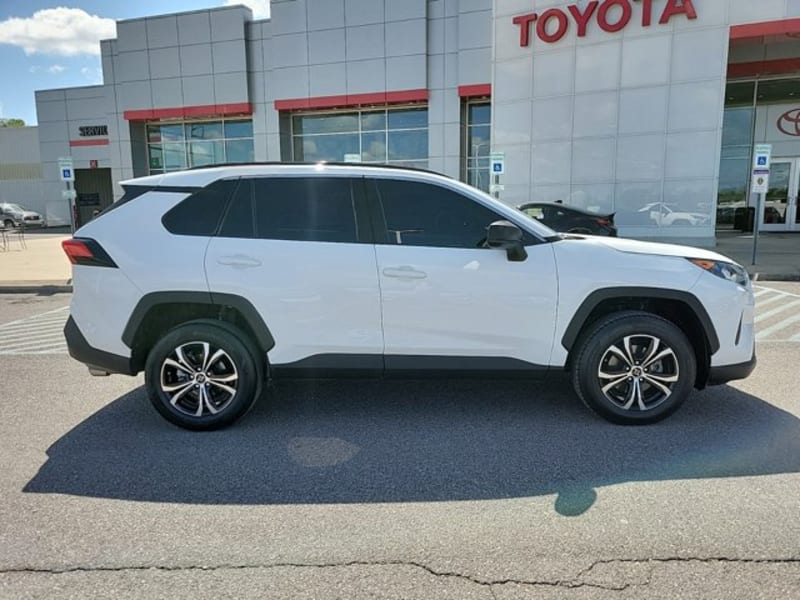 Toyota RAV4 2019 price $19,681